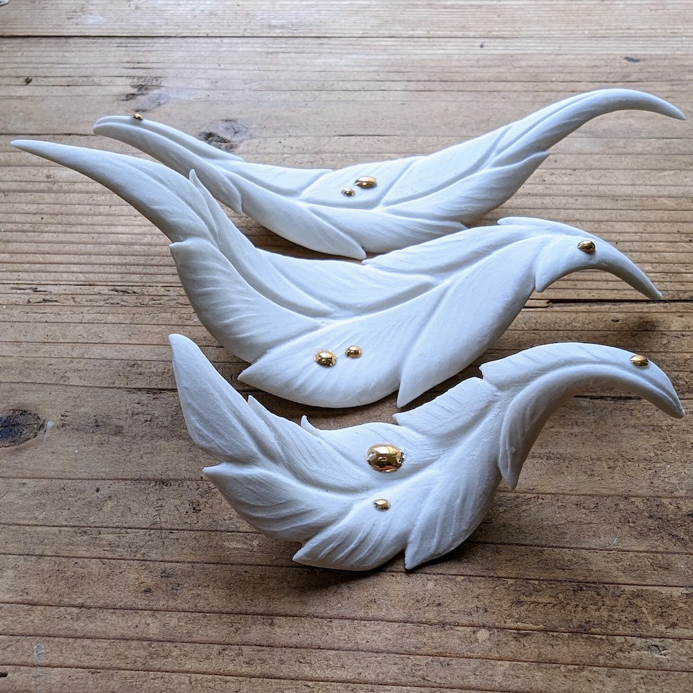 Set of 3 porcelain leaves